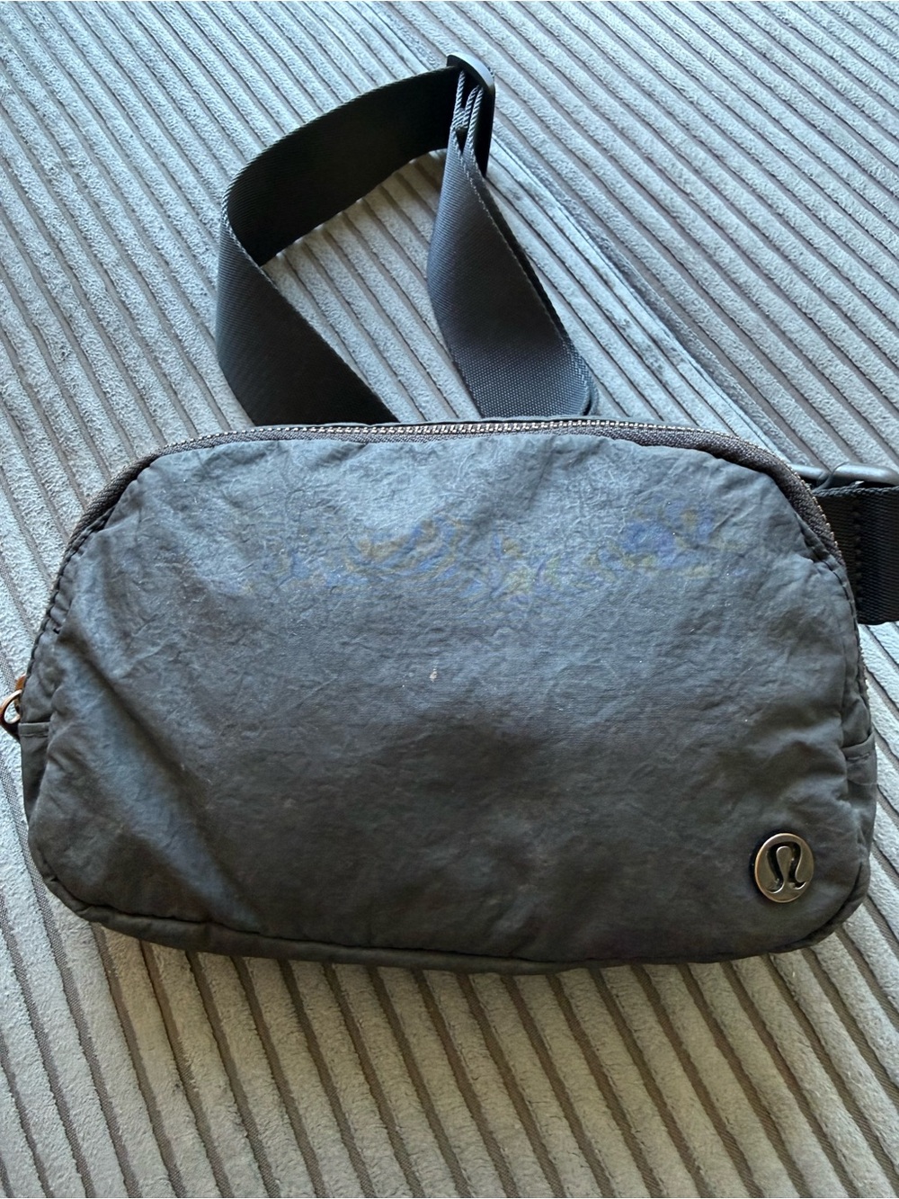 lululemon belt bag